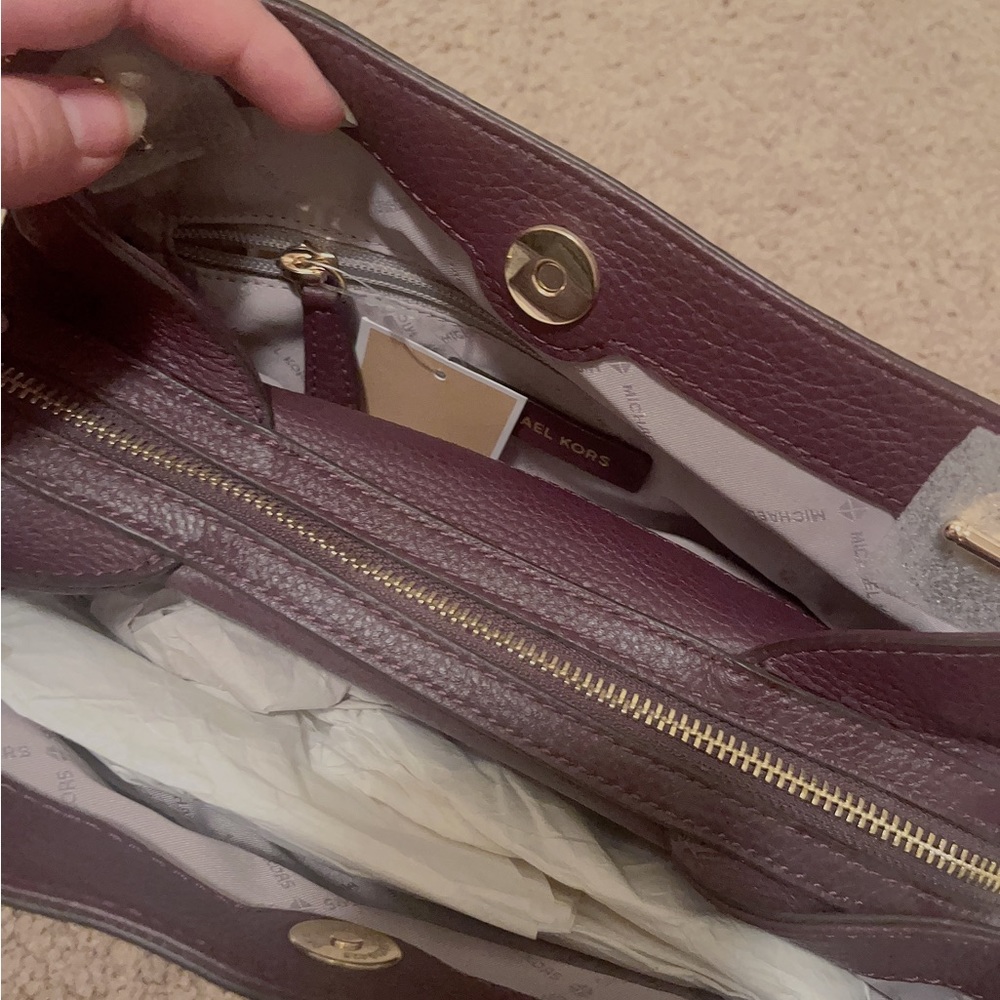 Michael Kors Bag - Picture 2 of 6